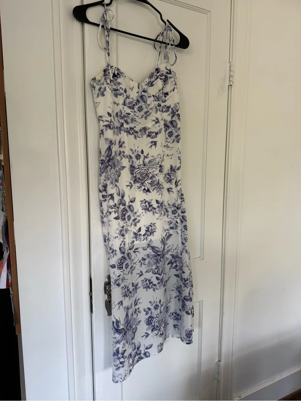 Petal & Pup White and Blue Floral Tie-Shoulder Midi Dress - Picture 4 of 8